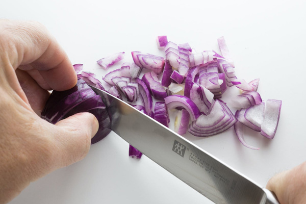 如何挑選新鮮的洋蔥？